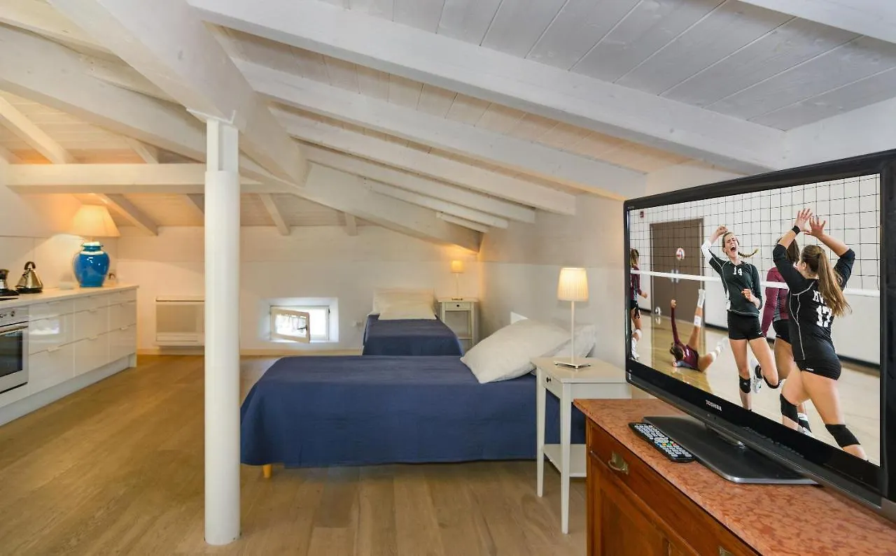 *** Guest house Villino Ermione Hotel Marina Di Pisa Italy