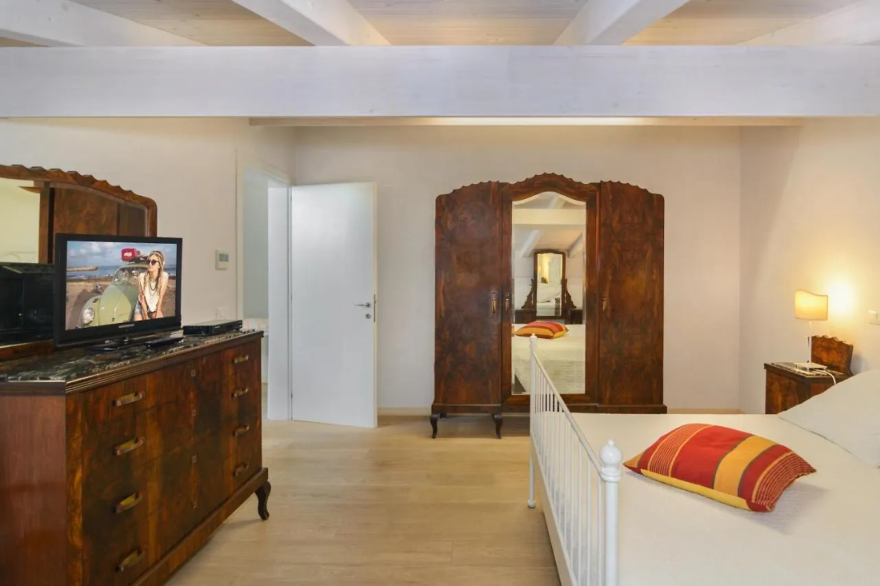Villino Ermione Hotel Marina Di Pisa Guest house