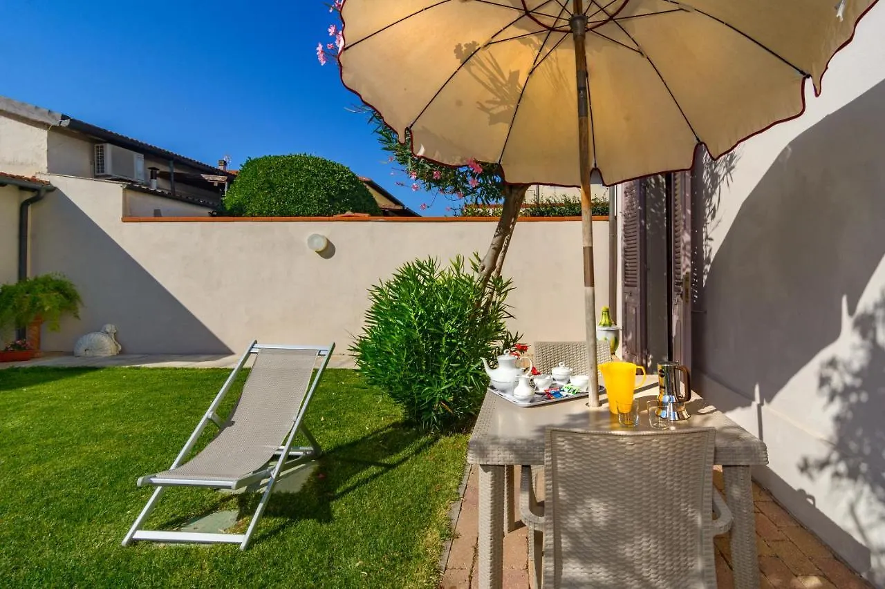 Guest house Villino Ermione Hotel Marina Di Pisa